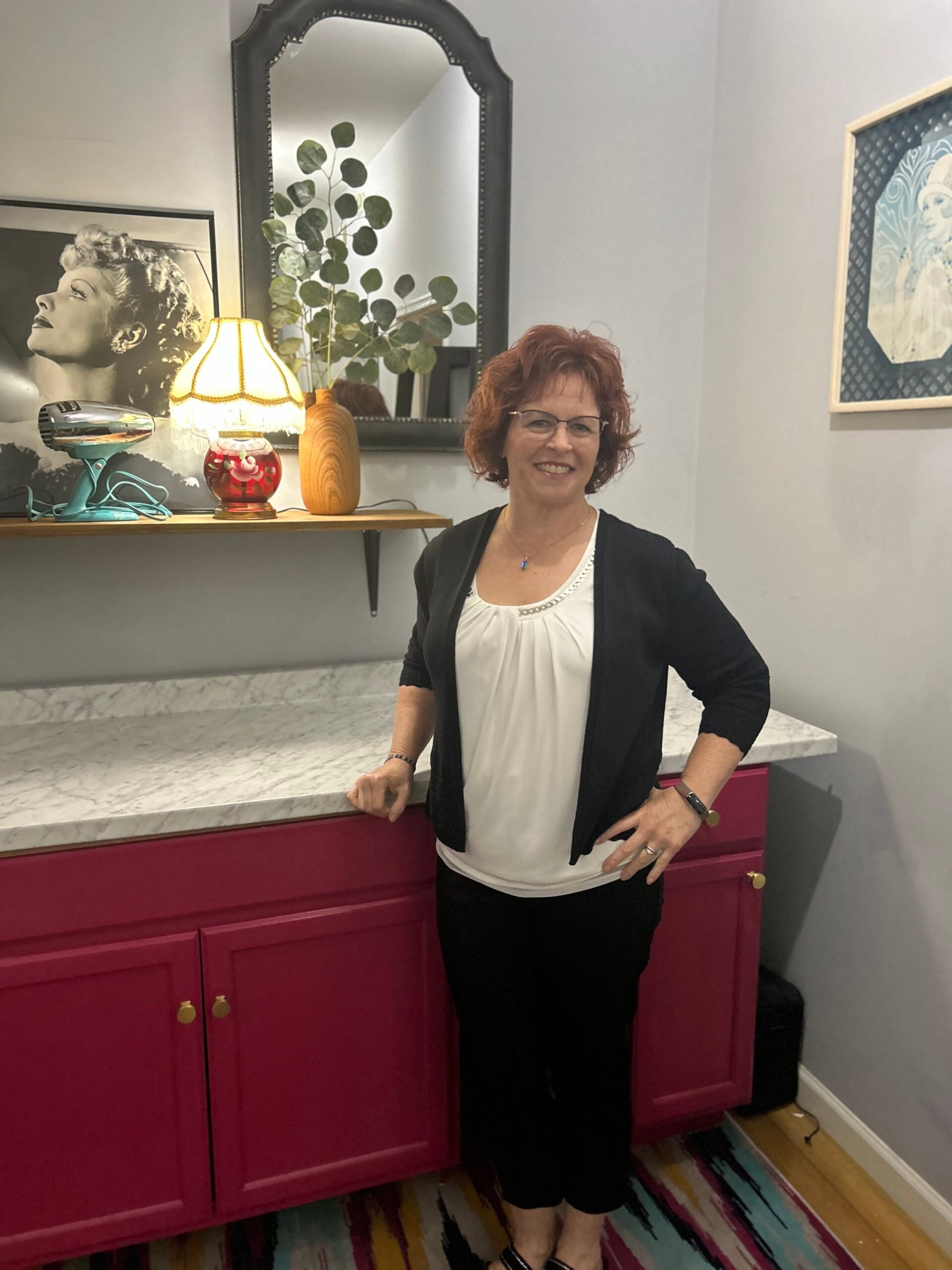 Shelley , Stylist & Barber